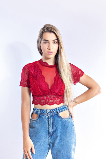 CONJUNTO CROPPED DE RENDA E TULE